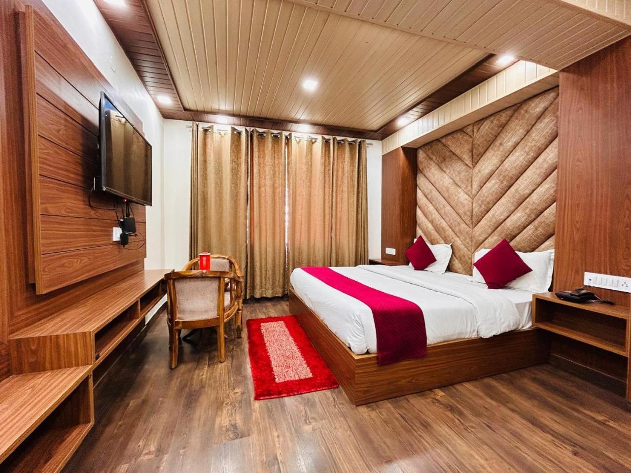 Yog Maya Regency B&B Shimla Bagian luar foto