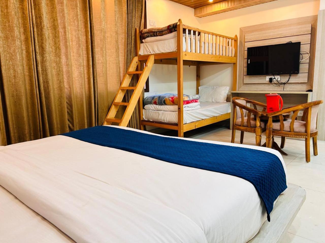Yog Maya Regency B&B Shimla Bagian luar foto