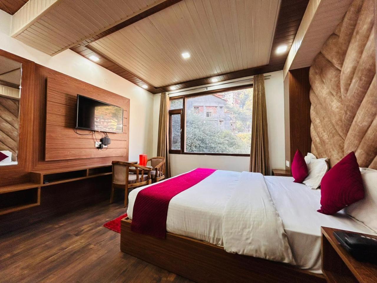 Yog Maya Regency B&B Shimla Bagian luar foto