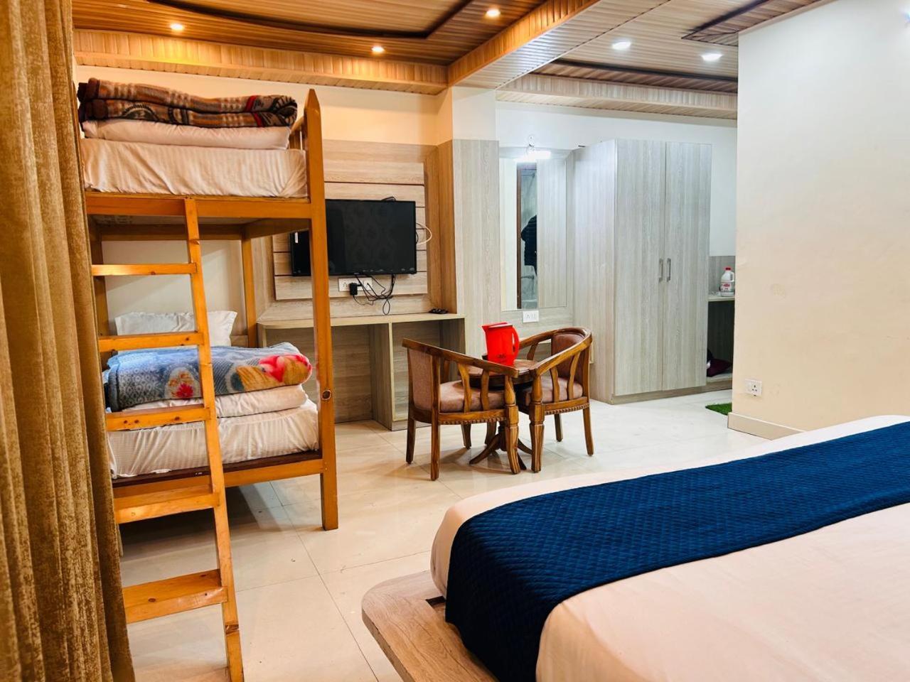 Yog Maya Regency B&B Shimla Bagian luar foto